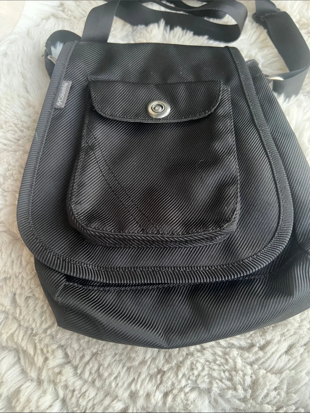 Columbia Black Men's Messenger Crossbody Bag